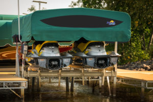 HoekOutdoors/Boat-Lift_2602_new-canopy-300x200.jpg